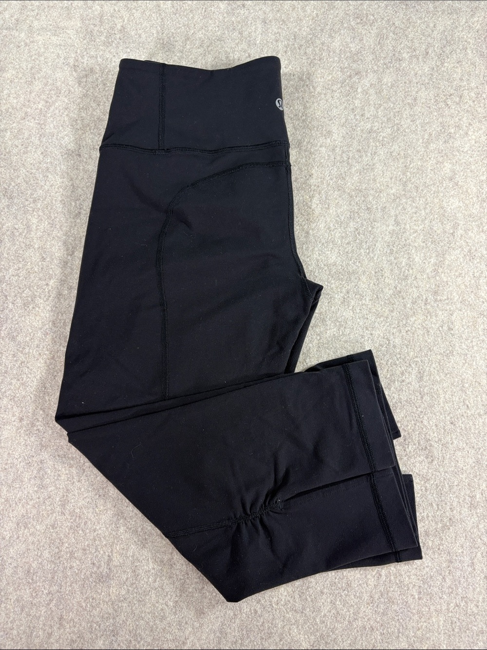 Lululemon Turbo Run Crop Black Size 8 EUC Ruched Calf Running Leggings